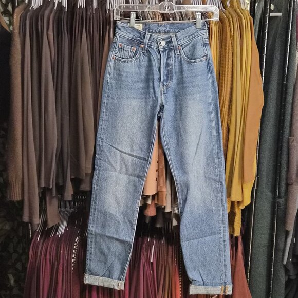 NWOT Levi's 501 Jeans - Picture 1 of 7